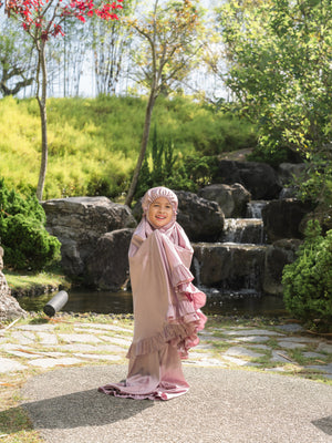 Open image in slideshow, Zahra luxe prayer robe in lilac
