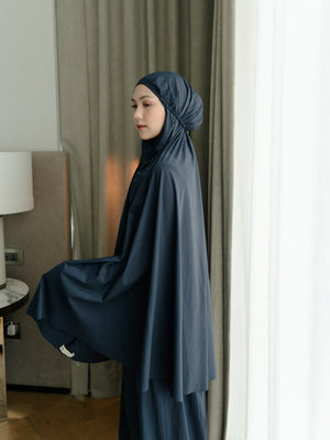 Open image in slideshow, Pocket prayer robe in navy
