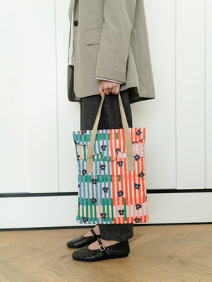 Poofy laptop bag in Olli