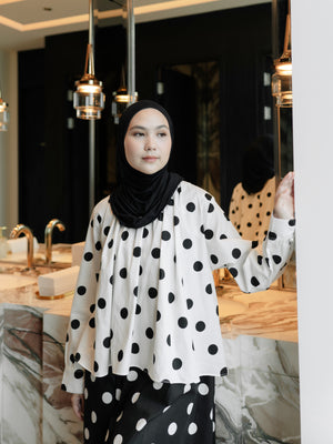 Open image in slideshow, Delilah dots
